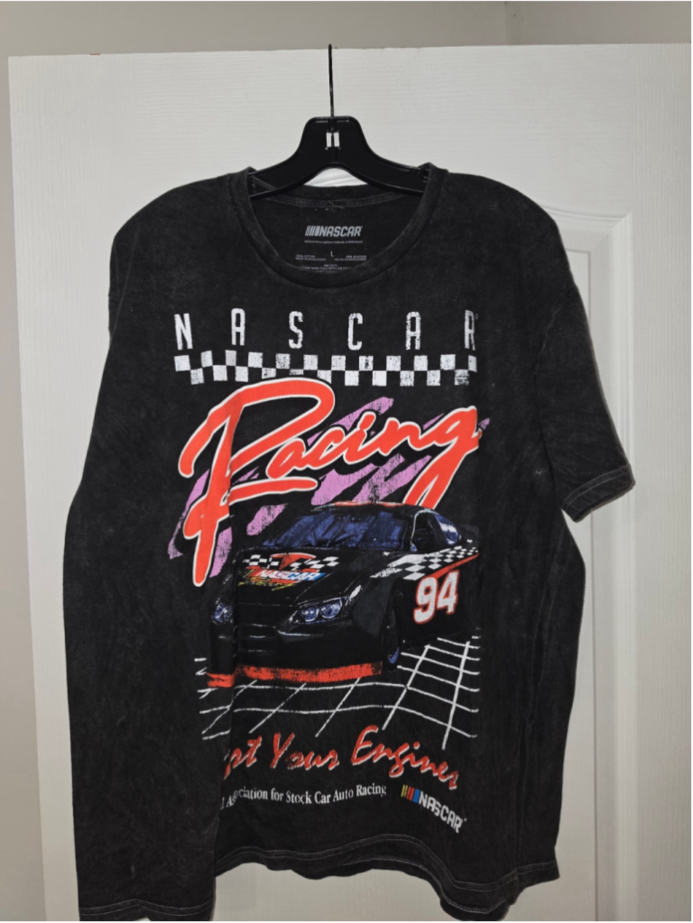Men's NASCAR Graphic Short Sleeve Tee, Black/Red, Size L